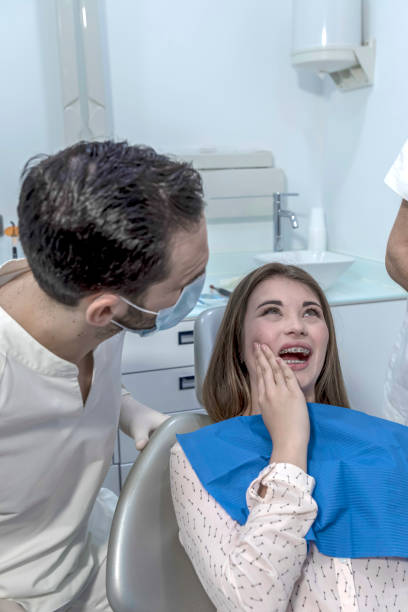 Best Chipped Tooth Repair Near Me  in Lake Success, NY